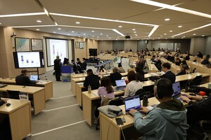 國安燈號系統展示  。（照片來源：國關中心）(另開新視窗/jpg檔)圖片