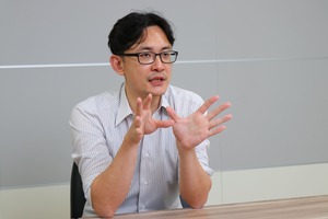 榮獲吳大猷紀念獎的資管系助理教授彭志宏細數過往回憶（攝影：秘書處）(另開新視窗/jpg檔)圖片