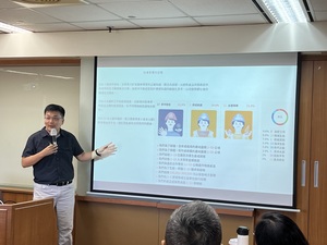 中央大學教授沈建文介紹UNDP SDG Impact Standards。（照片來源：公民社會暨地方治理研究中心）(另開新視窗/jpg檔)圖片