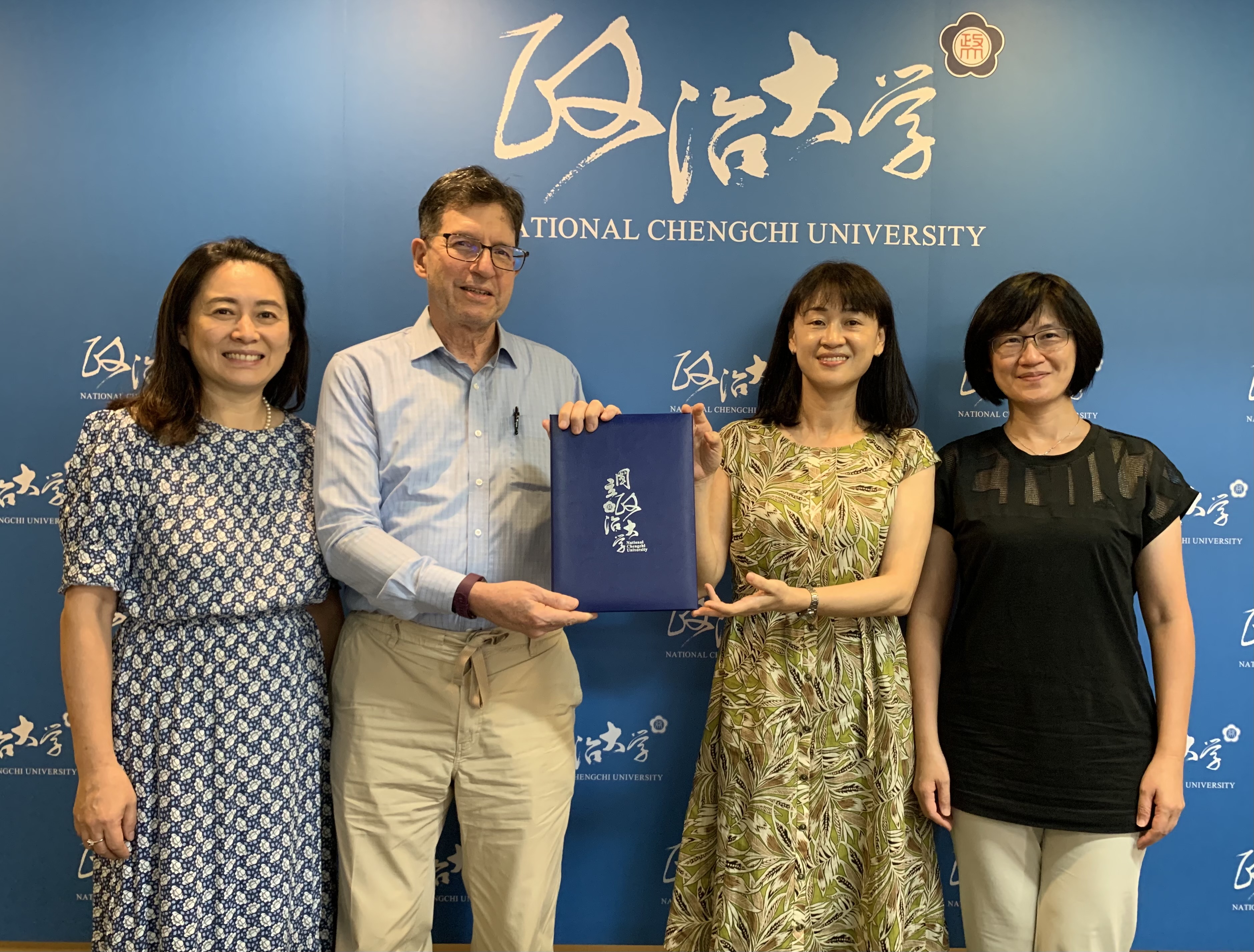 政大與美國維吉尼亞大學簽訂校級合約多年努力開花結果- 國立政治大學