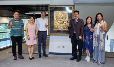 政大產創總中心舉行「國家心靈藝術聖品」捐贈典禮。（照片來源：產創總中心）