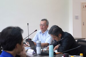 校長李蔡彥鼓勵同仁跳脫單位本位主義，打開對話，凝聚共識。（攝影：秘書處）(另開新視窗/jpg檔)圖片
