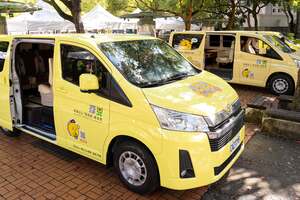 「笑吧！校巴」活動如今已巡迴全臺37 所大專院校並服務醫療人員。（攝影：秘書處）(另開新視窗/jpg檔)圖片