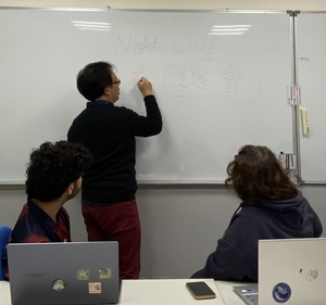 全球貿易與地緣政治的影響：石武耕教授追溯臺灣俱樂部三明治的起源，說明其如何受冷戰期間美軍餐飲文化啟發（照片來源：國傳碩）(另開新視窗/jpg檔)圖片