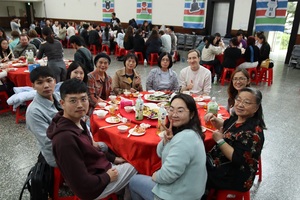 The activity also invited a volunteer group of pastors’ wives who have for a long time assisted in mentoring and caring for international students to join the celebration.(Photo by OIC)(Open new window/jpg file)Image