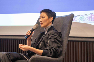 Vogue亞太區編輯總監孫怡剖析國際時尚品牌如何在全球化與在地文化間取得平衡。（攝影：秘書處）(另開新視窗/jpg檔)圖片