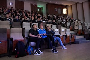 政大雄鷹創辦人姜豐年與陳怡樺親自出席，共同重溫這段不容易的旅程，也為即將開打的UBA賽季集氣。（攝影：秘書處）(另開新視窗/jpg檔)圖片