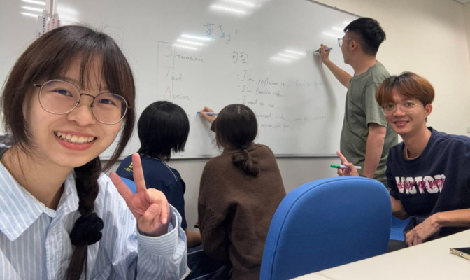 英 JOY 書話組活動剪影1