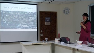 國發所助理教授蘇昱璇主講「貧窮專題討論會Ⅳ:國際視角下的窮人與貧民區經濟學」(照片來源:大學社會責任辦公室)(另開新視窗/jpg檔)