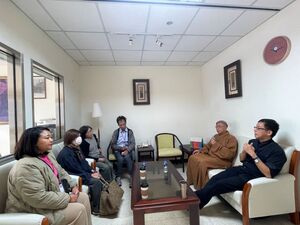 劉曉鵬教授接待ACC來訪貴賓。（照片來源：國發所）(另開新視窗/jpg檔)圖片