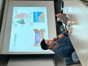 吳孟洲學長鼓勵同學在每份工作中都應為自己累積良好的名聲（Reputation）與人脈。(照片提供：國貿碩二 鄒鶴慈）(另開新視窗/jpg檔)圖片