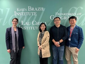 From the left: Interim Director, Dr. Charlotte Goodburn at King’s College London’s Lau China Institute, Dr. Yan, Dean of CSS, Dr. Tsai, Associate Dean of CSS, and Dr. Xun Sun at King’s College London’s Lau China Institute. （Photo by College of Social Sciences）(Open new window/jpg file)