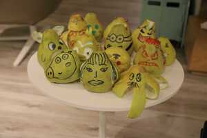 學生創意柚子作品。（照片來源：創新國際學院）(另開新視窗/jpg檔)圖片