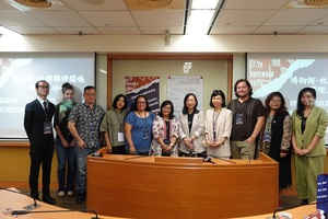 與會人員與楊婉瑩院長(右5)於社科院會議室合影。（照片來源：民族系）(另開新視窗/jpeg檔)圖片