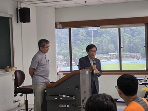 主持人李登科教授再次感謝詹進發教授的分享及現場學生的踴躍參與。（圖片來源：國務院戰略與國際安全研究中心）(另開新視窗/jpg檔)圖片