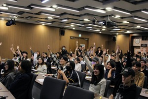 中信銀行準備多項CFO專屬好禮提供同學。（照片來源：圖書館）(另開新視窗/jpg檔)圖片