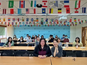 與會師生大合照。（照片來源：國際事務學院）(另開新視窗/jpg檔)圖片