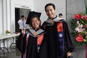 Peace and Alonso (from left to right) from Year 2018 Student Council, both encourage the new comers to try new things and enjoy the IMBA journey. (Photo by College of Commerce)