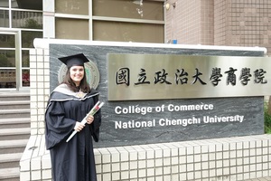 Dual Degree Student Celia was happy to be surrounded by the IMBA family including the classmates, professors and IMBA office for their great support. (Photo by College of Commerce)