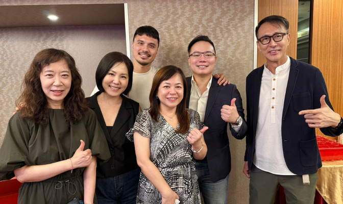 GCIT partners with the AMT to advance the “2025 Taiwan AI + MarTech White Paper,” deepening industry–academia collaboration and internship talent development Image